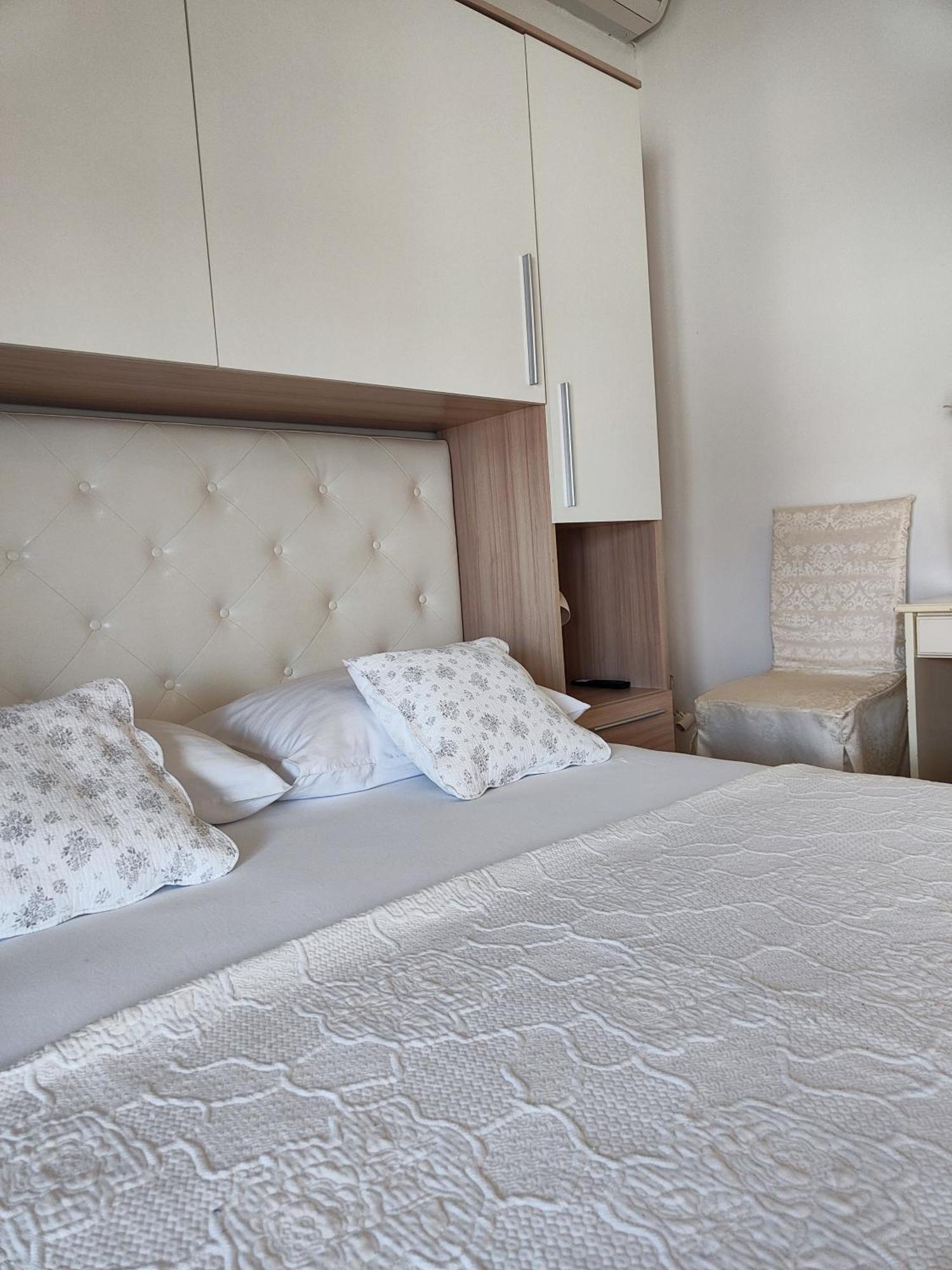 Apartmani Seka فوديس الغرفة الصورة